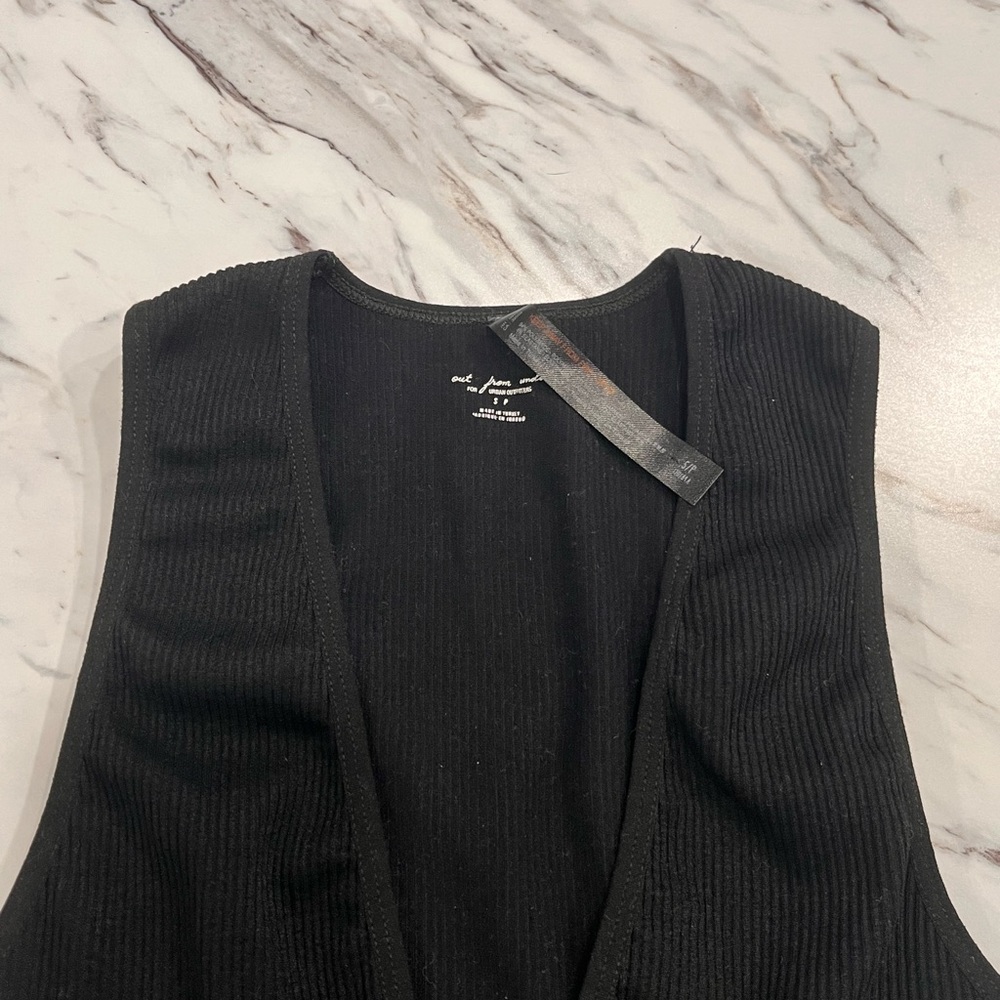 3/$25 BDG Urban Outfitters Josie Ribbed Crop Top Black Size Small - Picture 3 of 5
